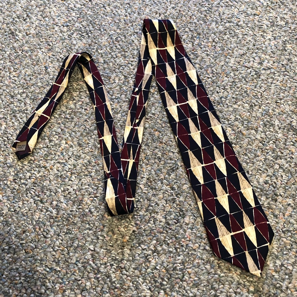 Structure Silk Patterned Tie - Picture 3 of 3